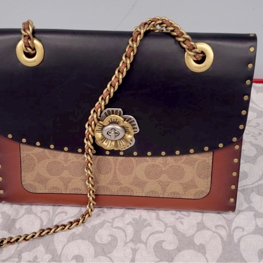 Coach Parker Shoulder Bag (Style No. 29416) – $325 CAD